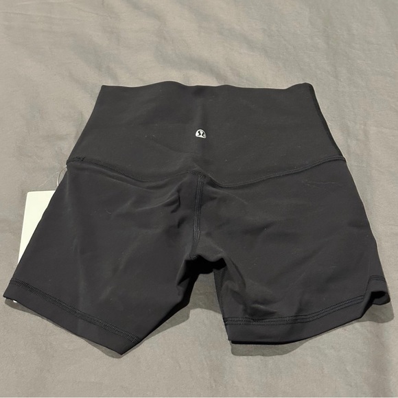 Lululemon Align Short 4” - Picture 3 of 3